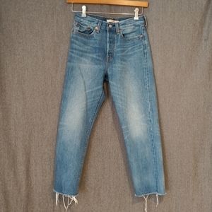 Levi's Wedgie Straight Medium Wash High-Rise Frayed Hem Cropped Jeans Size 27